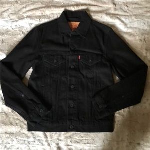 Levis Black Trucker Jacket